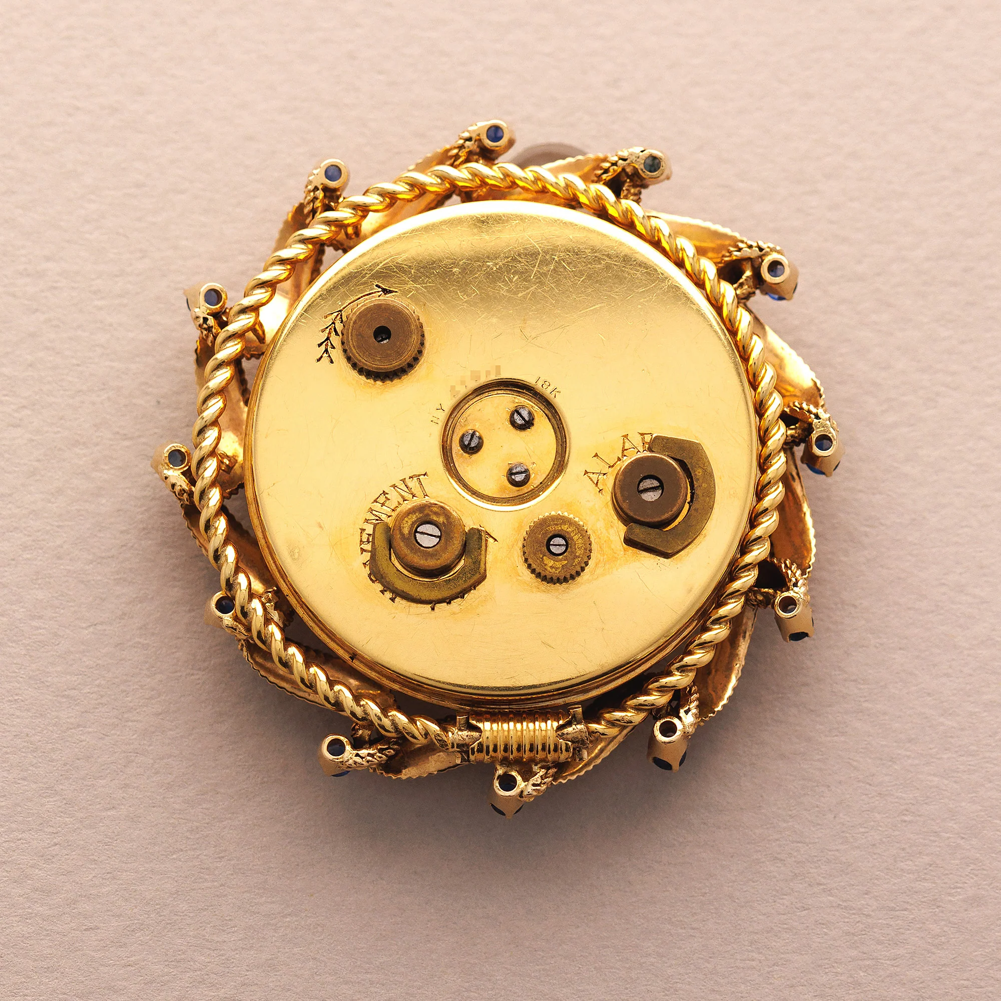Van Cleef & Arpels Alarm Clock with Rope Design and Sapphires (Objet) - Image 3